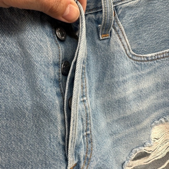 LEVIS 501 button fly distressed denim 100% cotton cowgirl boho festival short 28 - Picture 4 of 8